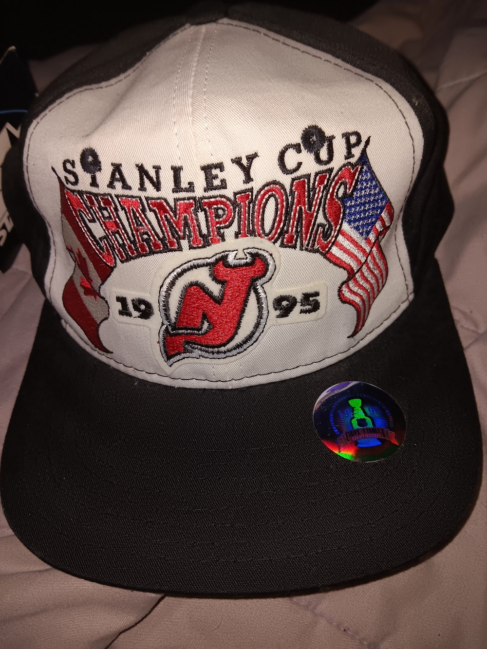 New Jersey Devils 1995 Stanley Cup Champions Black & White Cap